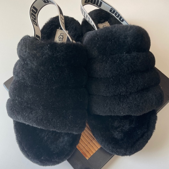 UGG Fluff  Slide Back Peep Toe Slippers In Black Size 5 - Picture 1 of 4